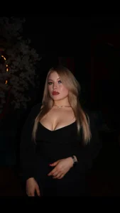 Effie_Leee Public Poză