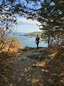 Ellie-Elizabeth: Hike Me Up 😏 ( 3 фото)