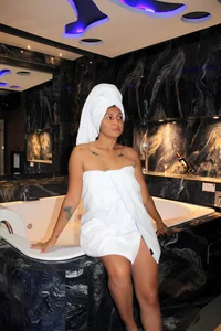 SofiCams1 After a good bath .. Pic 3