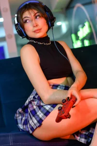 GAMER GIRL