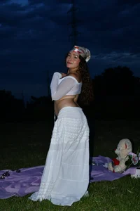 Nadine_Nassib Public Pic 5