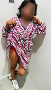 Reenakarthick Public Pic 3