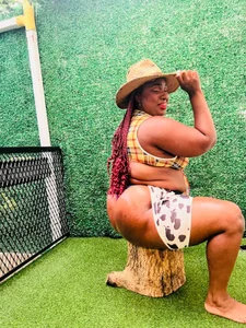 sofi_hill your cowgirl Pic 3