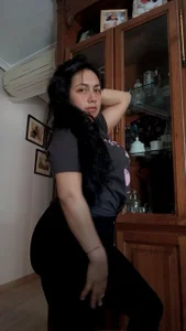 About me ♥ de LuciBlake23  2 Imagens