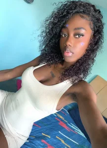 Ivy_Blake1 Public Billede 4