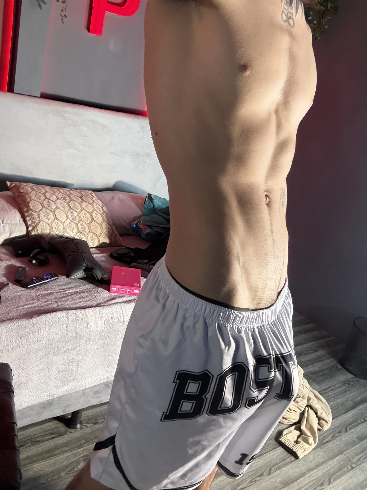 David__Huge Trending Pic 1614