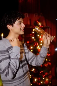 SthepanodiMonaco Merry Christmas 2025 Gambar 4