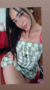 No olvides seguirme corazón 🤤❤