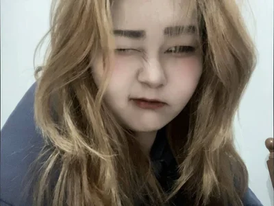 minji_snow Public Foto 4