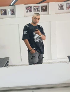 Caroline_Clark420 Clark Pic 4