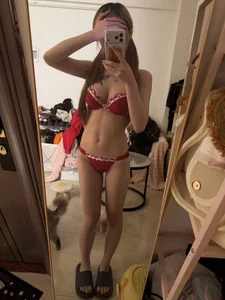 Qianshuibay_Jodie Public зображення
