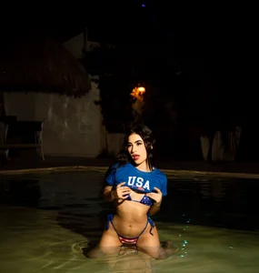Scarletthrouse: <3 ( 5 фото)
