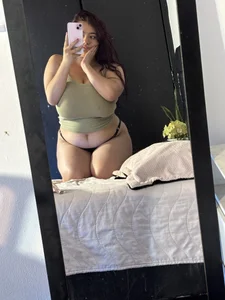 Lizeth_bigboob Public  6 снимка