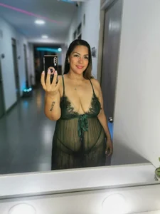 Naomi_curvy69's Make me scream 🍑 Sex Photo 4