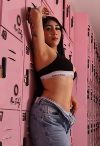 emyli_sam As sweet as it is dangerous💘 Pic 5