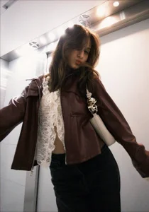 LouiseChavezdaily chaos 🌪️图片 3