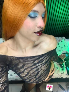 AndyBlake_の🔥Hot Show🔥の 3枚の写真