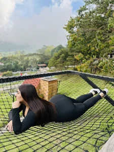 Mistresssusej Public  2টি ছবি