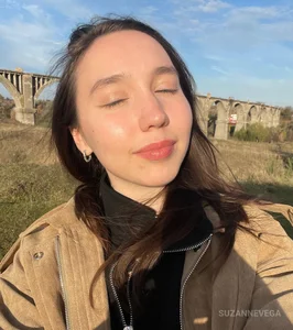 Heyy de Suzaneey  Imagens