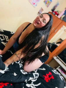 Ruby23_ Public Pic 5