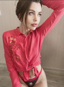ArinaAmour kiss Foto 2