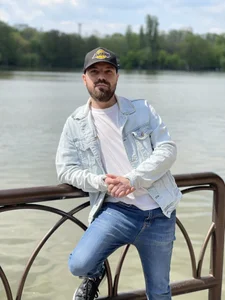 DoubleJake Public صورة واحدة|DoubleJake Public صورتان|DoubleJake Public  5 صور|DoubleJake Public  5 صورة