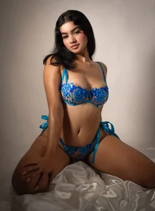 abyy_tomas's XXX Nude Photo 4