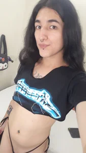 Evil_Queen13: Metallica Girl ( фото)