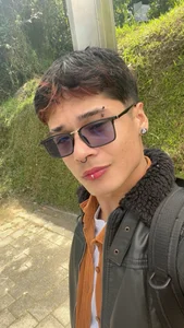 ronald_thompson20 Yo con el cabello largo - Me with long hair Pic 5