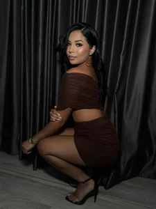 CharlotteGraay Iresistible desire.🤎 Bilde 3