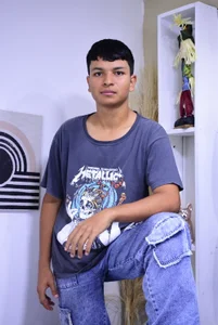 Joseph_Gonzalez hi! Pic 4