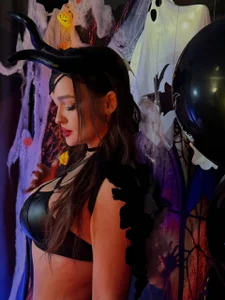 liana_letrim_066Happy Halloween) Your Maleficent) Bild 2