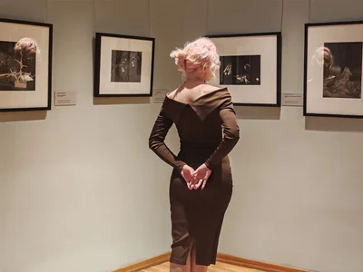 JasmineMilko I pretend to be smart Pic 2