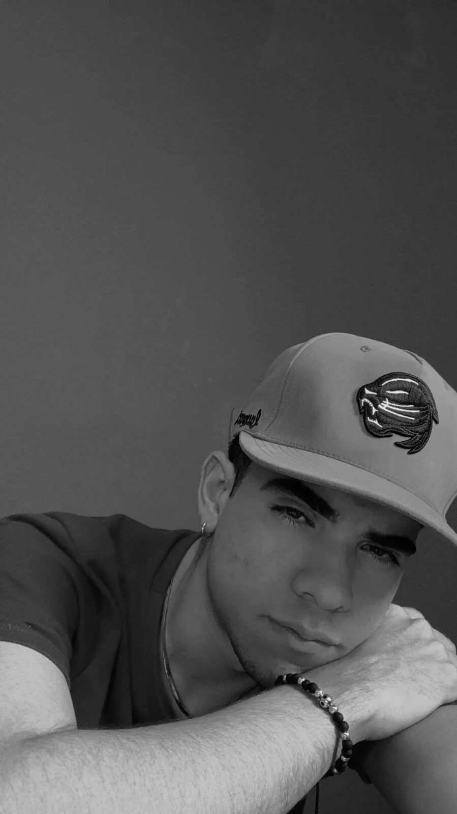 zack_joness18 Public صورة واحدة|zack_joness18 Public صورتان|zack_joness18 Public  صور|zack_joness18 Public  صورة