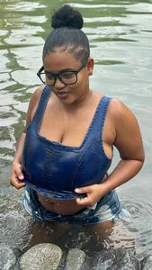 😍🔥 de Luna_Velvet03  3 Imagens