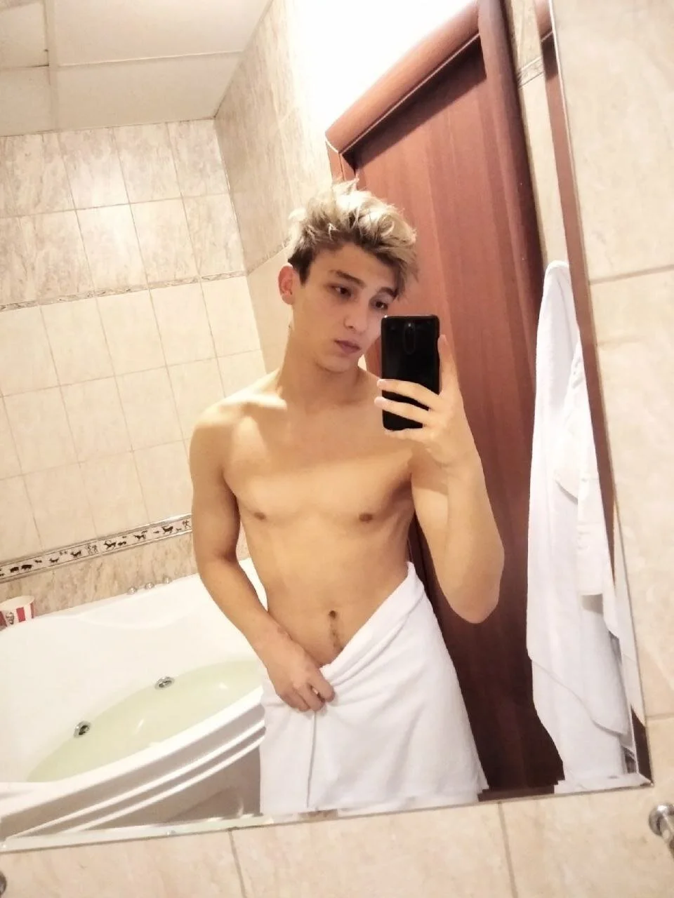 Justin_time111のPublicの枚の写真