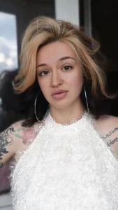 ElianaFox_ Public Hình 4
