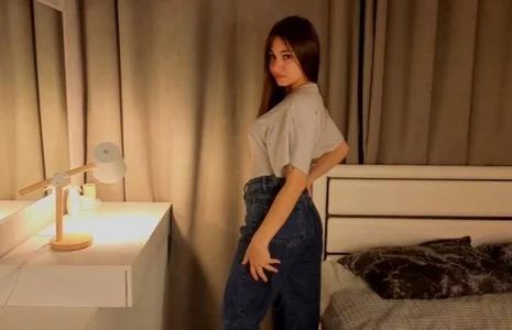 MacyFelver A Little Secret🤫 Pic 2