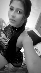 MiaColuchi_21s XXX nøgenfoto 3
