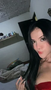 MiaHuntt Public Billede 2