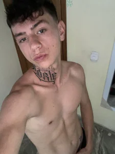 hot_teo_ Public Pic 2