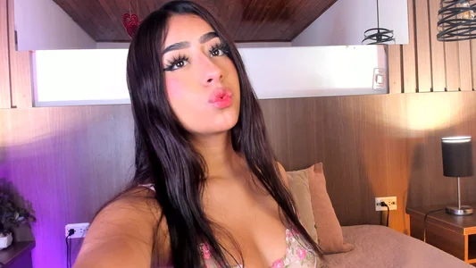 Violet_carson Pink 😏🩷🩷 Immagine  2