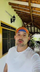 TroyeSavage Public Pic