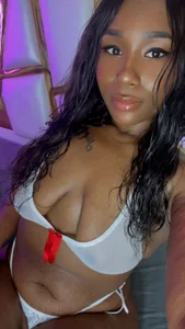 WhitneyWells: Public ( фото)