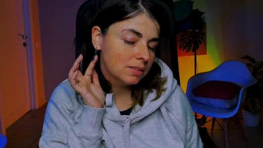 MartaEdams But there are no lesser miracles: a smile, joy, forgiveness, and—a well-timed, well-placed word. To Poză 4