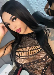 tinaqueen_noa: I'm enjoying this slow tension... are you too? I'm not talking to you to distract you, ( 2 фото)