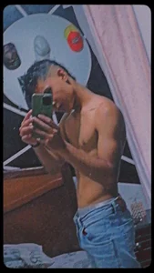 Timothe_EvansのPublicの枚の写真