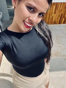 EMILIIA_RICHTER__ HOT DAY🥵🥵🔥 Immagine  2