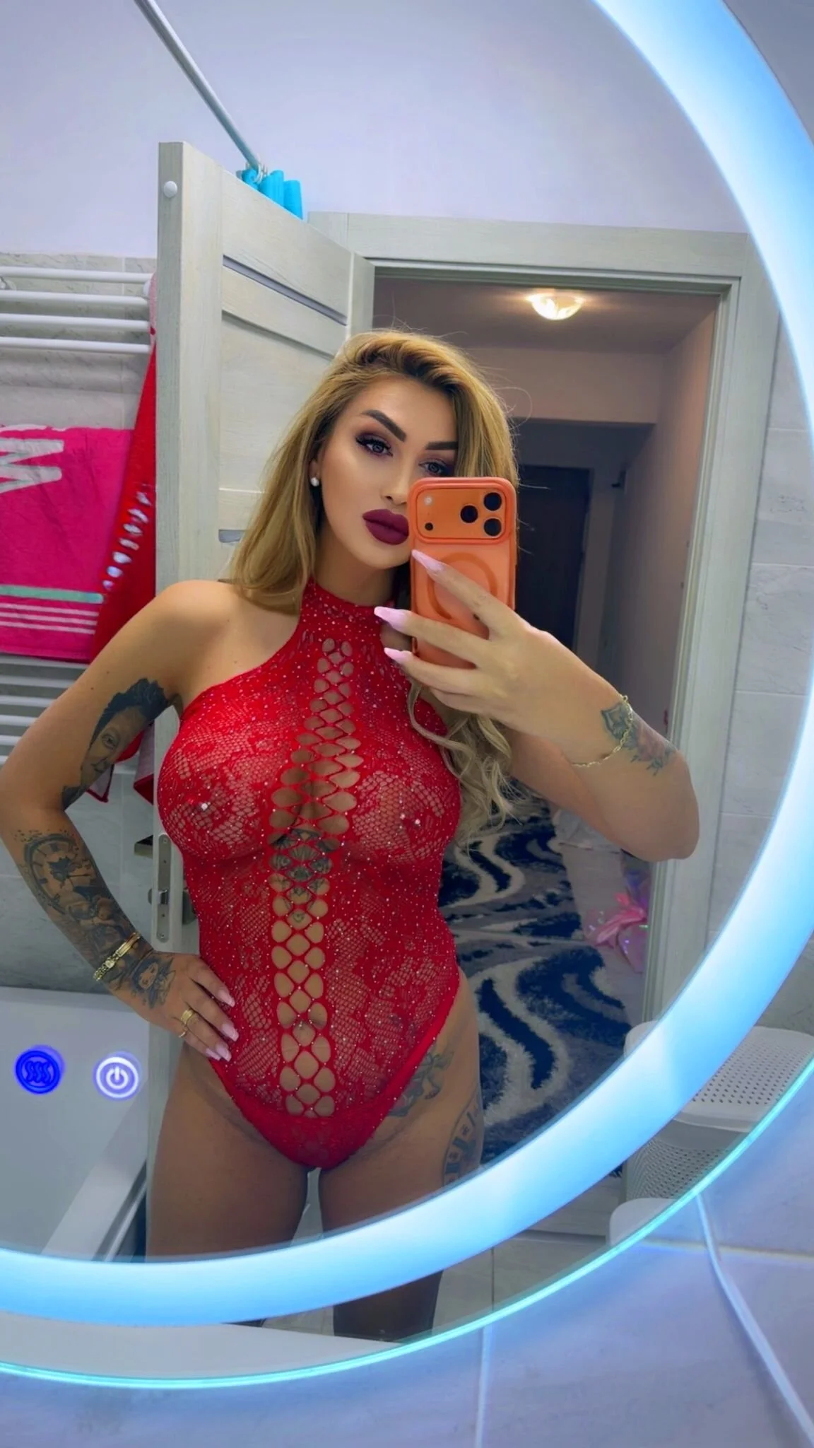 Nicol2Naya Trendaava kuva 4176