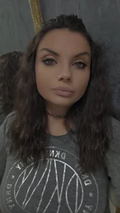 Roxie_Anne Public  4টি ছবি